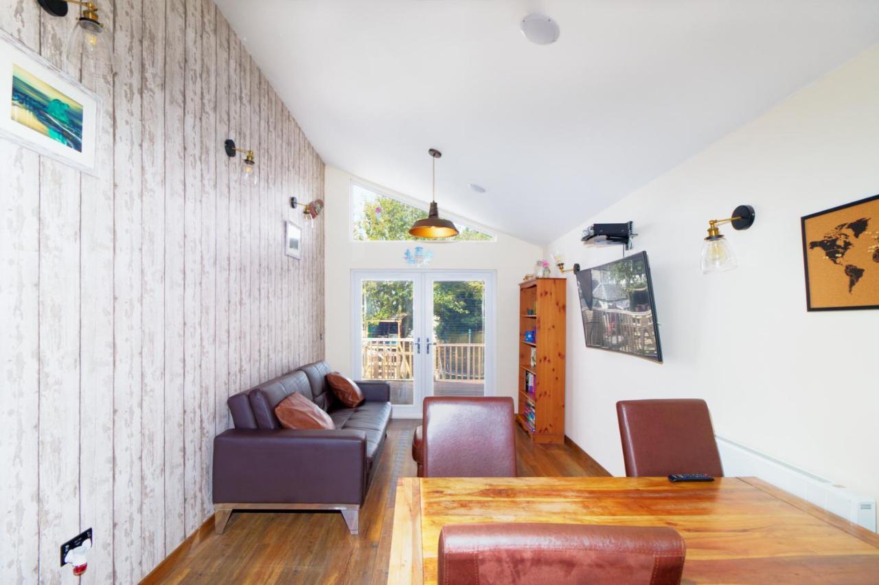 Braeside Cabin Apartment Clackmannan ภายนอก รูปภาพ